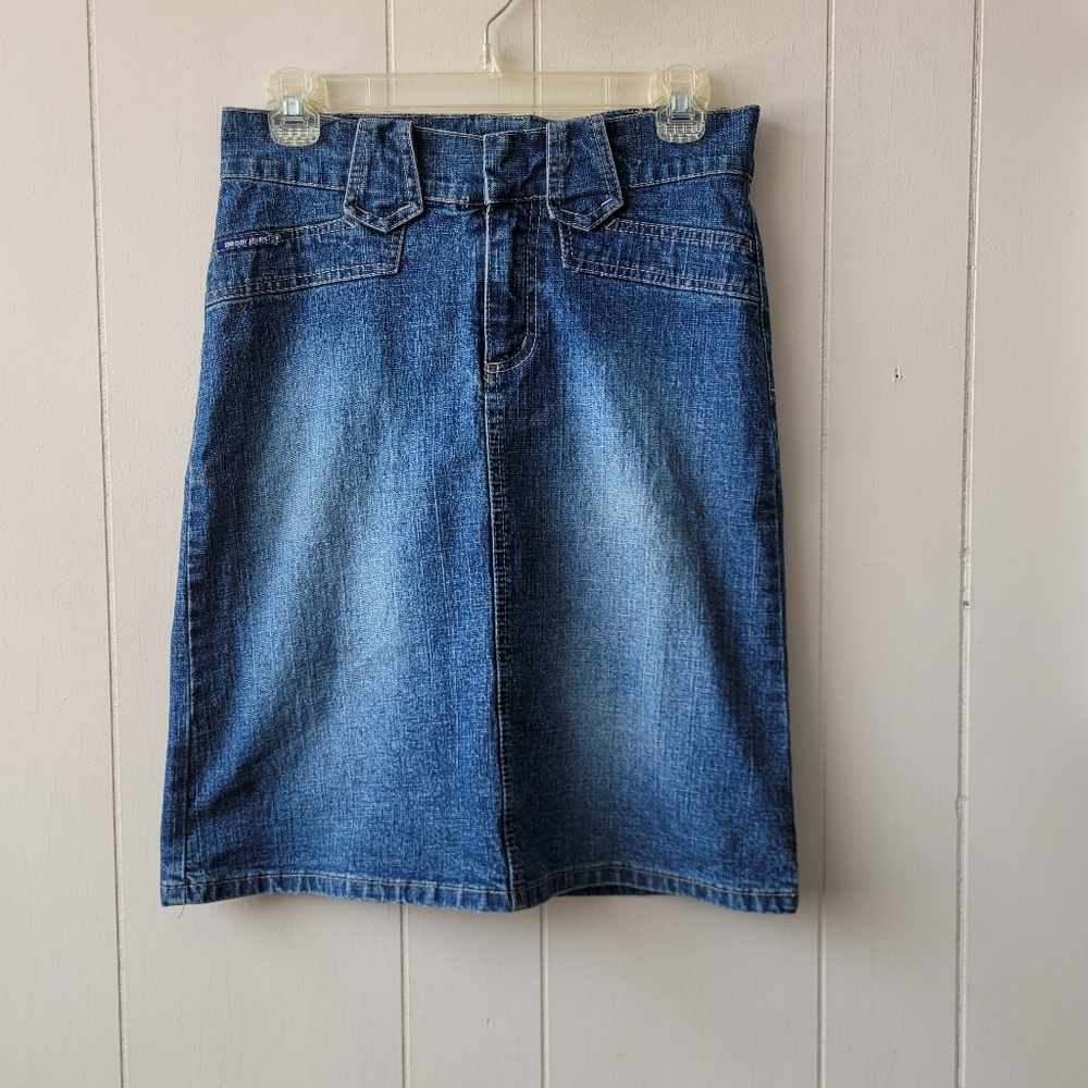 Brody Jeans Skirt Midi Length Dark Wash, size 3